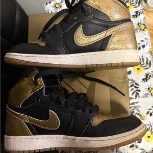 Nike Kids Black and Gold High-Top Sneakers
